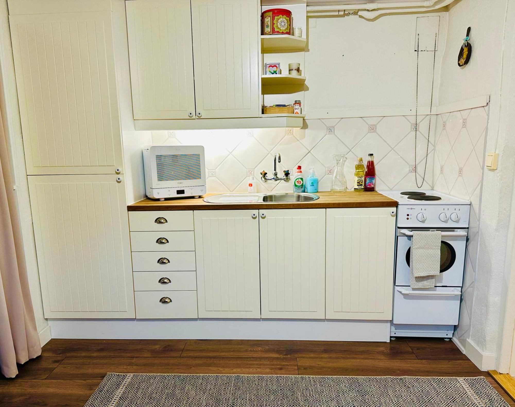 Pensionat Prinshoejden - Home Katrineholm Extérieur photo