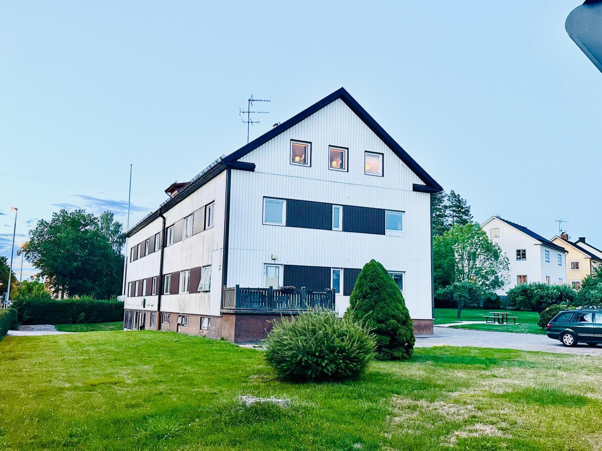 Pensionat Prinshoejden - Home Katrineholm Extérieur photo