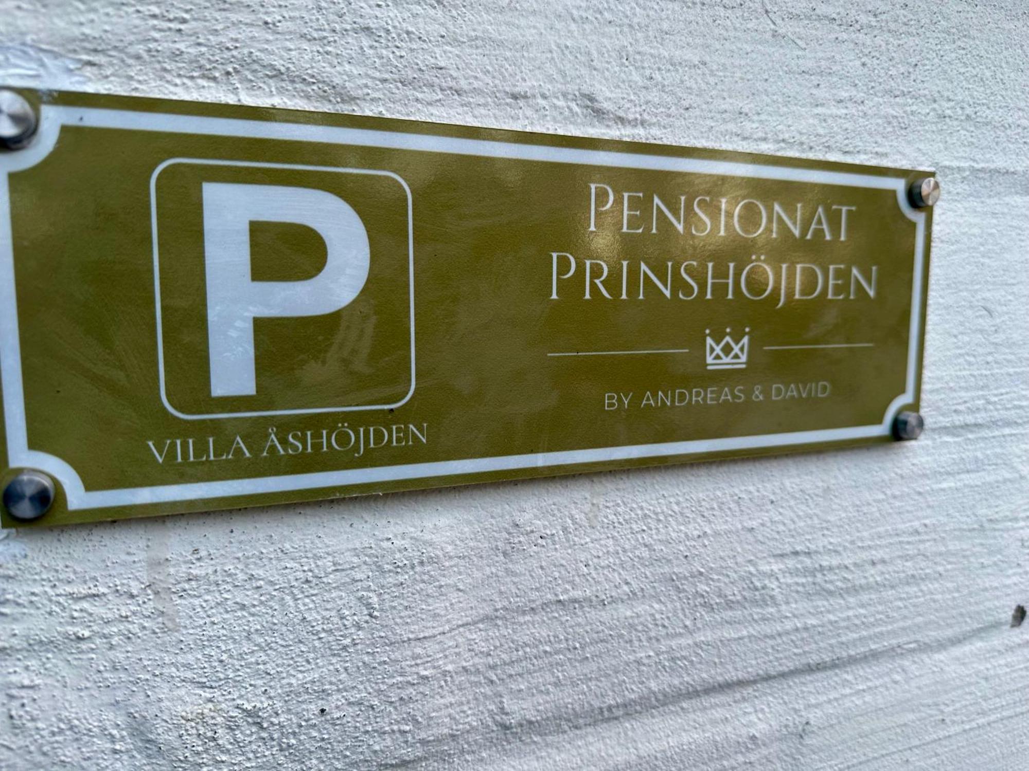 Pensionat Prinshoejden - Home Katrineholm Extérieur photo