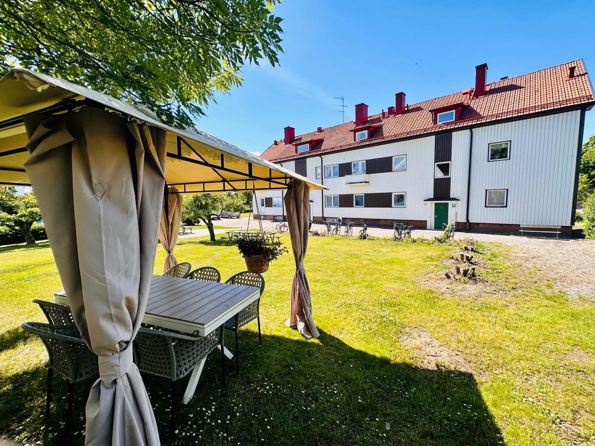 Pensionat Prinshoejden - Home Katrineholm Extérieur photo